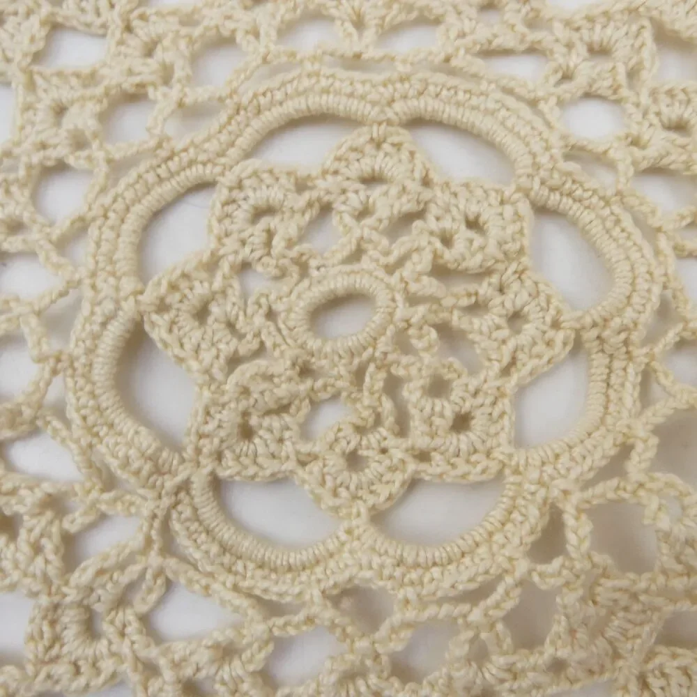 Large Vintage Handmade Beige Crochet Lace Tablecloth 88x98 Excellent Condition